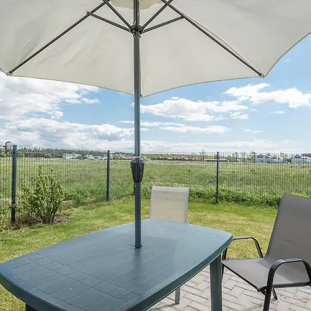 Jurta Prie Juros Namelis *