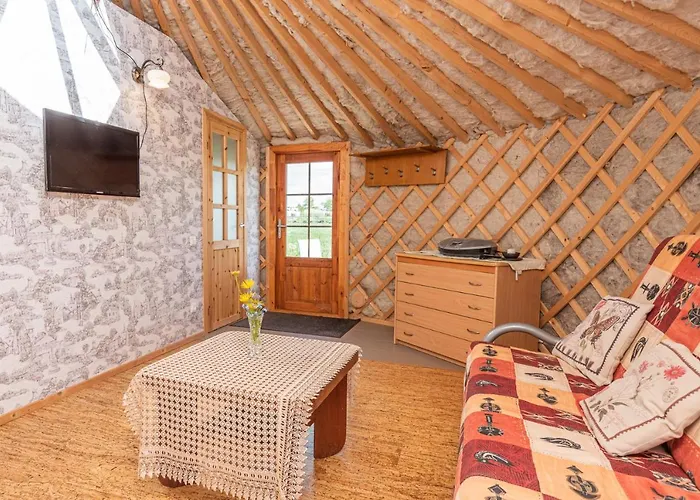 Jurta Prie Juros Gerendaház *